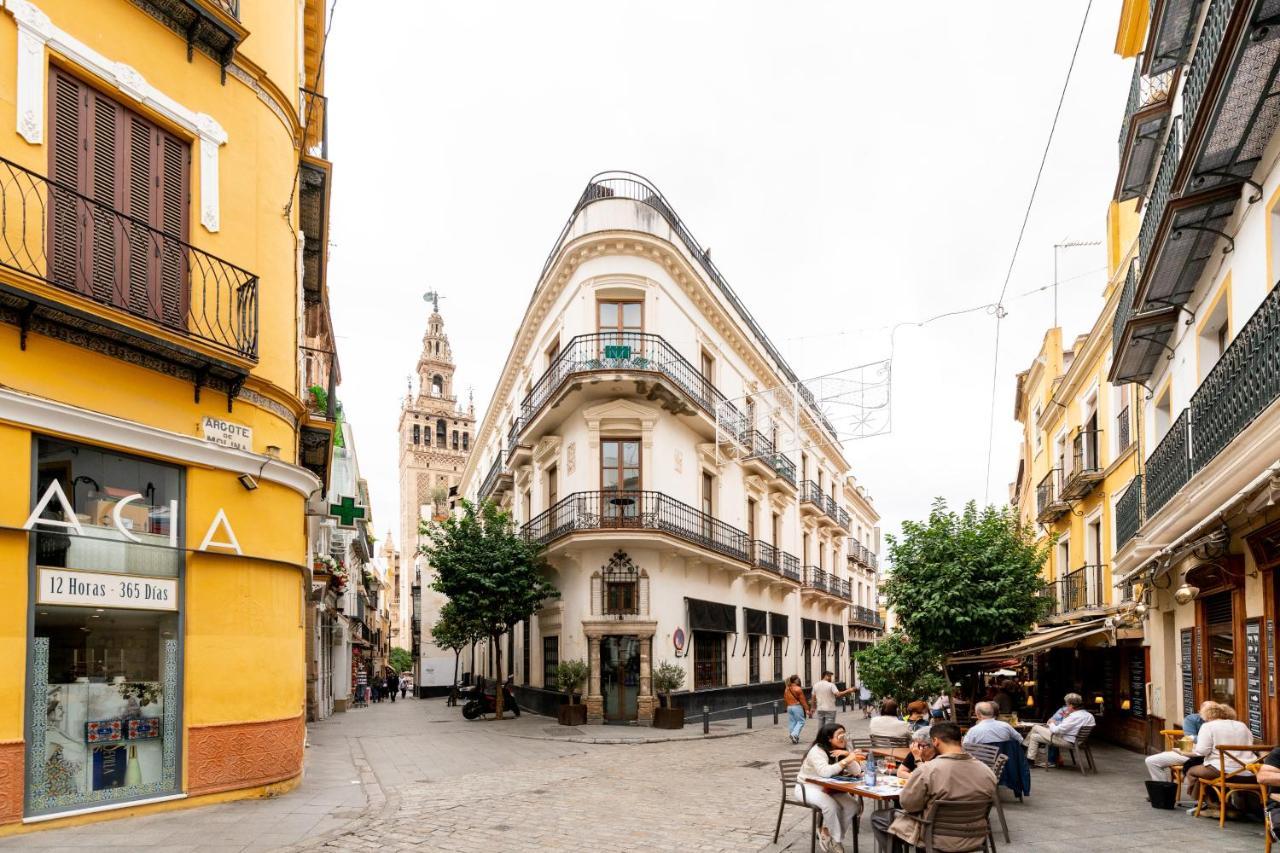 Cathedral Apartment, Upper Floor Apartment 세비야 외부 사진
